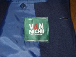 VAN  NICHII